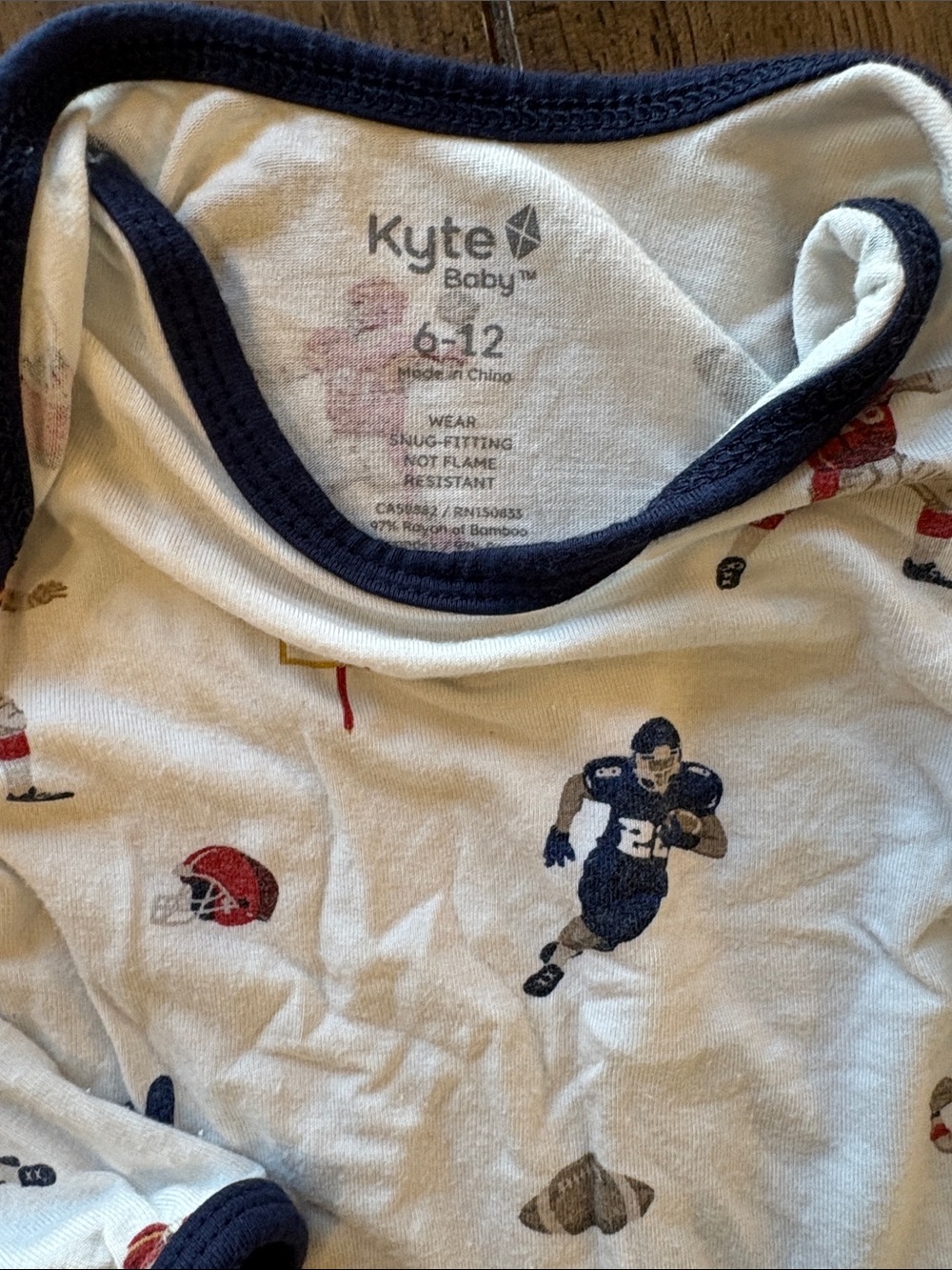 Kyte BABY Bamboo White Long-Sleeve Football Bodysuit. Size 6-12 mos. EUC. - Picture 2 of 3